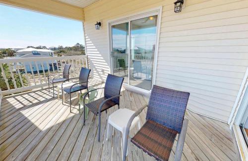 St. George Island House | Shore To C