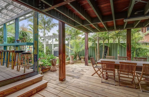 Bonny Hills House | Shorebreak - Stunning Beachfront Location