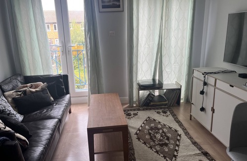 Weavers Apartment | Shoreditch Brick Lane 2 room with carpark space