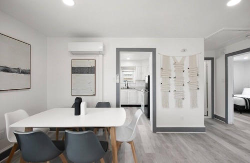 Ocean City Condo | Shorehaven 8- Updated and Stylish 2 bedroom 14 St!