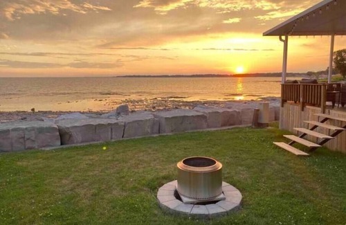 Sherkston Cottage | Shorehouse @ Sherkston