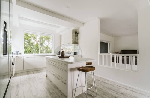 Culburra Beach House | Shoreline Summary: Si