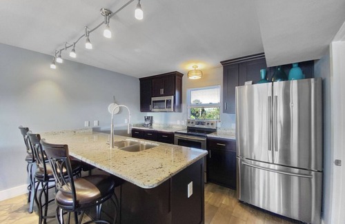 Inlet Beach House | "Shoreline Townhomes #10" | Steps to the Beach | Beautiful views from 2nd and 3rd balconies