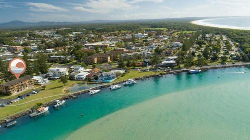 Tuncurry Apartment | Shoreline Unit 6