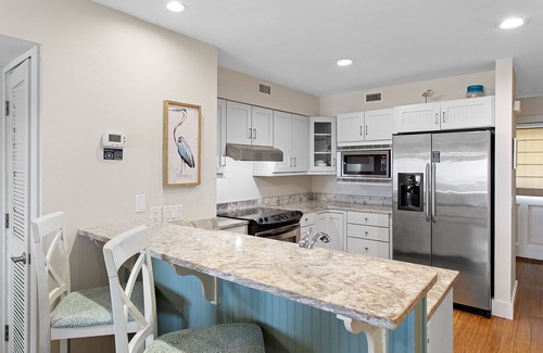 Sunnyside Condo | Shoreline Villas 11 - Gulf Front! Panama City Beach! Complimentary Wifi!