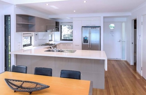 Hamilton Island Apartment | Shorelines 8