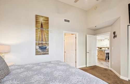 Panama City Beach Condo | 🏖️Shorely you will enjoy this first floor condo with lagoon-style pool!🏖️