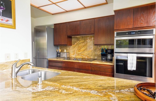 Waikoloa Condo | Shores 211, Close to Beaches, Shopping and Dining