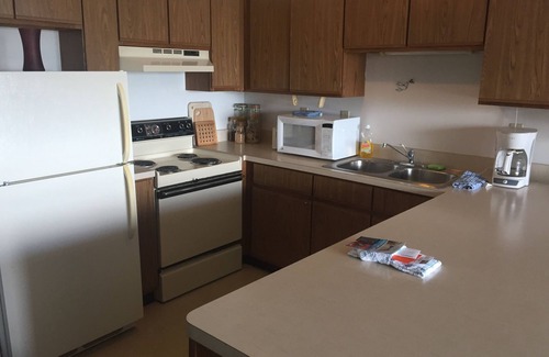 Port Clinton Condo | Shores #55: 1 BR sleeps 4