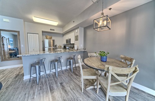 Panama City Beach Condo | Shores of Panama 1527 Sleeps 6