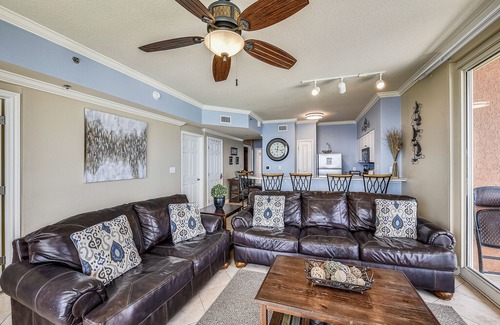 Panama City Beach Condo | Shores of Panama 2203 - Wrap around balcony, Penthouse level, Res. Parking