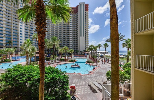 Panama City Beach Condo | Shores of Panama 204 - 2nd Floor 2 Bedroom (Sleeps 8). Same Floor Reserved Parking. Free Fun