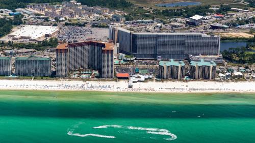 Panama City Beach House | Shores of Panama 1125! 1BD 2 BA, Amazing View, And Great Amenities