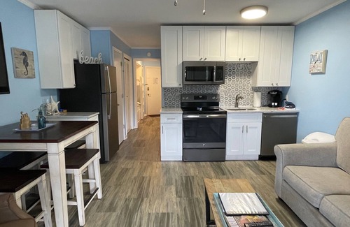 Hilton Head Island Condo | SHOREthing! Beachside retreat w/Bikes, Chairs