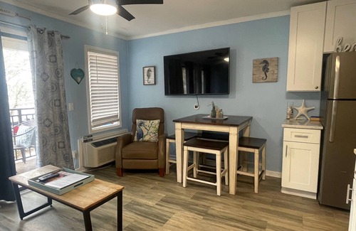 Hilton Head Island Condo | SHOREthing! Beachside retreat w/Bikes, Chairs