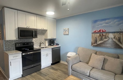 Hilton Head Island Condo | SHOREthing! Beachside retreat w/Bikes, Chairs