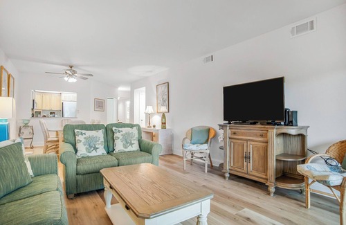 Hilton Head Island Condo | Shorewood 234-Freshly Updated in 2025 3BR Oceanview Near Shops & Restaurants