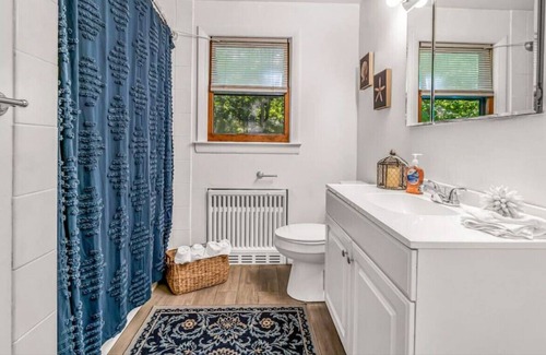 Hamden House | Short stay gem near Quinnipiac University