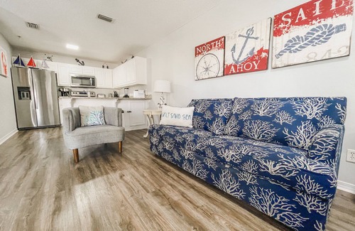 Navarre Beach Condo | Short Stays, Big Savings! 3- & 4 Night Getaway. Pool & 3 min Walk to the Beach!