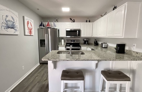 Navarre Beach Condo | Short Stays, Big Savings! 3- & 4 Night Getaway. Pool & 3 min Walk to the Beach!