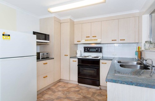 Woorim House | Short Stroll to Surf Beach - North Street, Woorim