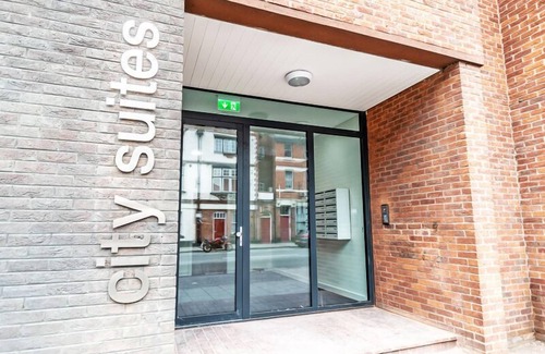 Chester Apartment | Short Term Accommodation – With Parking