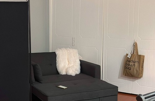 Wilshire Apartment | Short-Term Cozy Studio Apartment