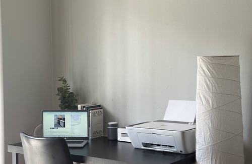 Wilshire Apartment | Short-Term Cozy Studio Apartment