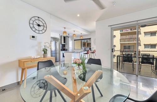 Darwin City Centre Apartment | Short Term Rental - Darwin CBD - Till 31 March 2025