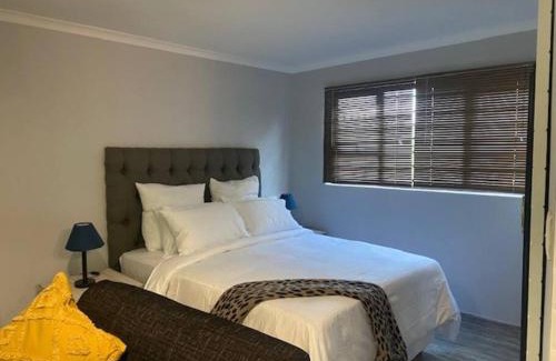 Bezuidenhout Valley Apartment | Short Term Rental Re-imagined