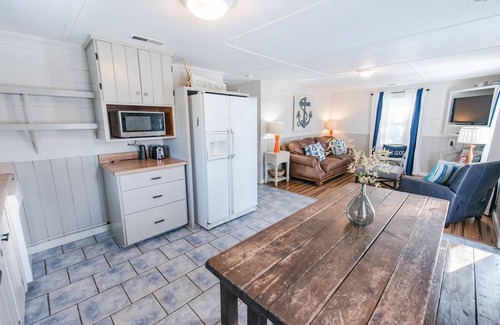 Crescent Beach House | Short Walk to Ocean 4 Bedroom/2 Bath Duplex 2 (upper level) with Pool