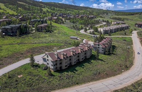 Granby Condo | Short Walk to Granby Ranch!