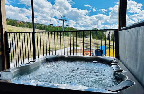 Granby Condo | Short Walk to Granby Ranch!