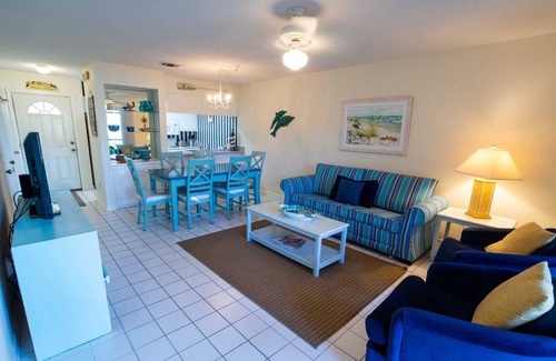 Cassine Village House | Short walk to the beautiful beaches of 30A