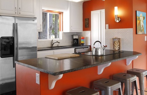 Dillon Beach Cottage | Short walk to the beach, store and cafe