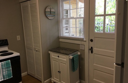 Saint Simons Island Cottage | Short walk to beach or Pier Village, We consider FLETC