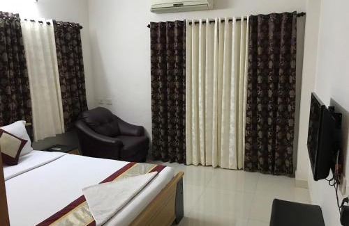 Parthasarathy Puram House | SHORTstay Apartments Rooms near Apollo shankara Nethralaya hospitalsGreams Road