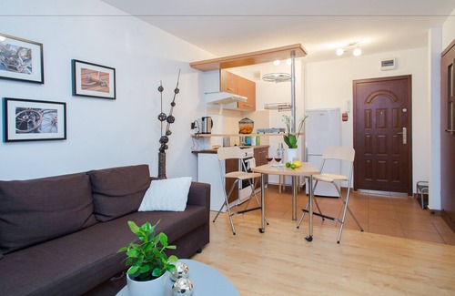 Srodmiescie Połnocne Apartment | ShortStayPoland Graniczna