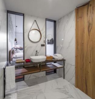 mtatsminda Hotel | Shota @ Rustaveli Boutique Hotel