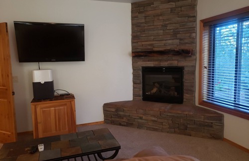 Pine Oaks Apartment | Show Low Paradise in Exclusive Gated Pine Oaks, WiFi & many extras