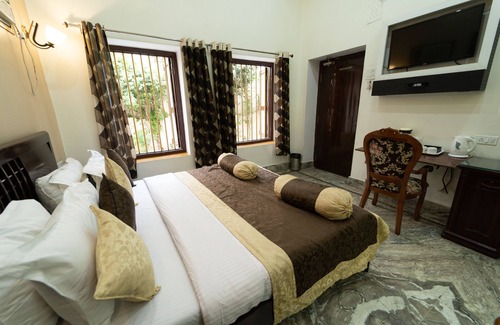 Varanasi Hotel | Shree Ganesha Residency