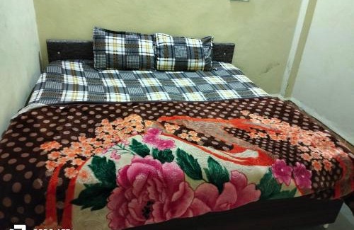 Ujjain Apartment | Shree Giriraj Home Stay