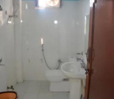 Central Area Hotel | Shree Kesar Inn