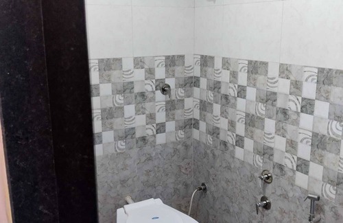 Rajpipla Hotel | Shree Keshrinanadan homestay