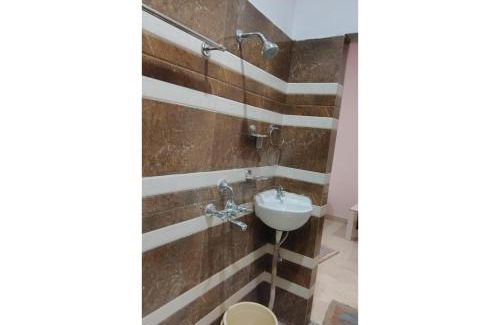 Varanasi House | Shree Puram