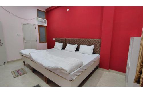 Varanasi House | Shree Puram
