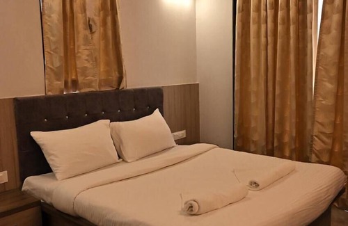 Wai Hotel | Shreejee Villa