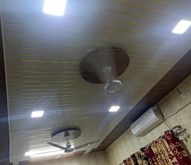 Vrindavan House | Shri Hit Radha Mohan Dham