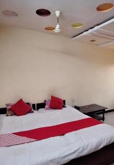 Burhanpur Hotel | Shri Radhe Krishna Hotel & Restaurant