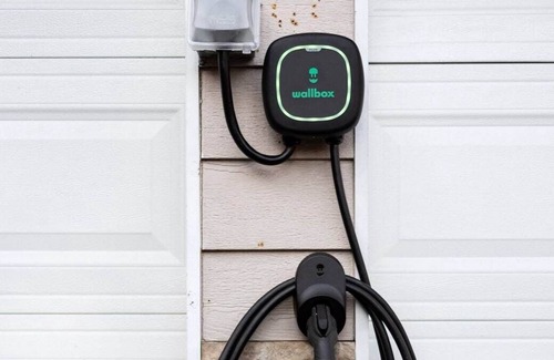 Westgate House | Shuffleboard Shack, EV Charger, fenced yard & A/C!